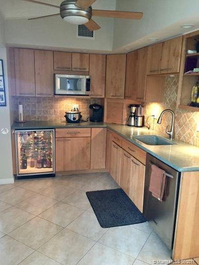 LAUDERDALE ISLES NO 2-BLK - Residential Lease