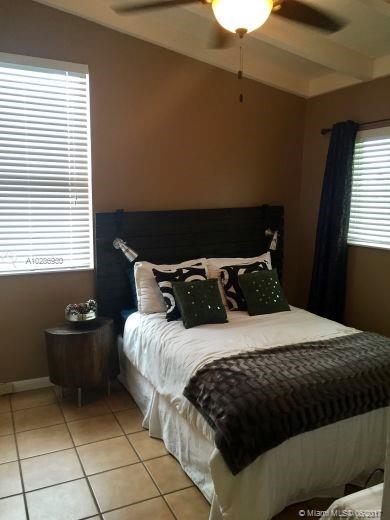 LAUDERDALE ISLES NO 2-BLK - Residential Lease