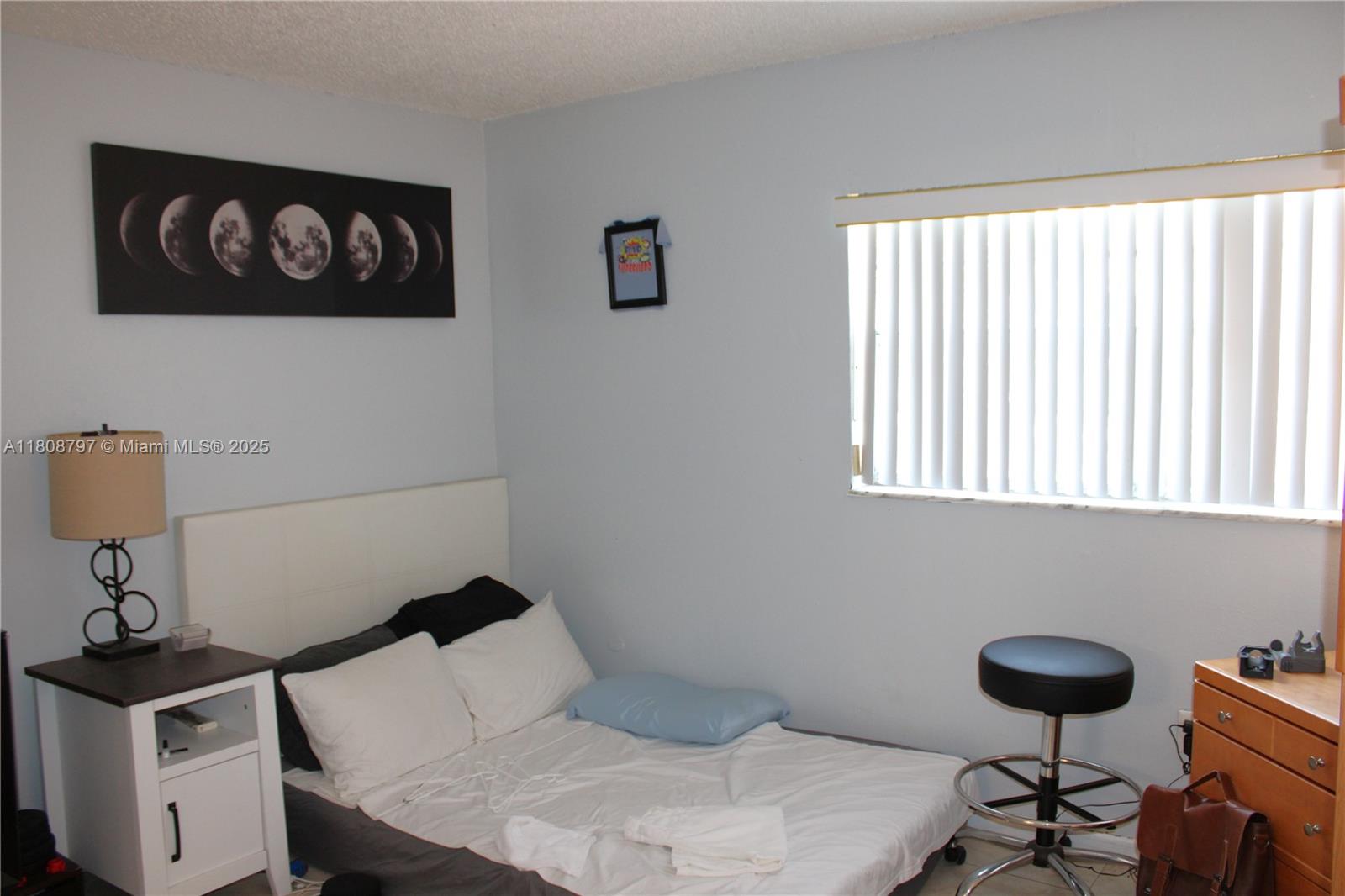 CONDADO REAL CONDO - Residential