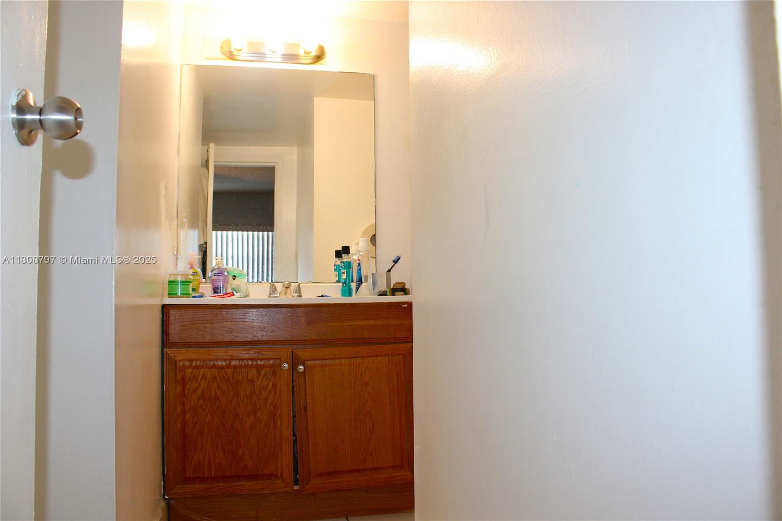 CONDADO REAL CONDO - Residential