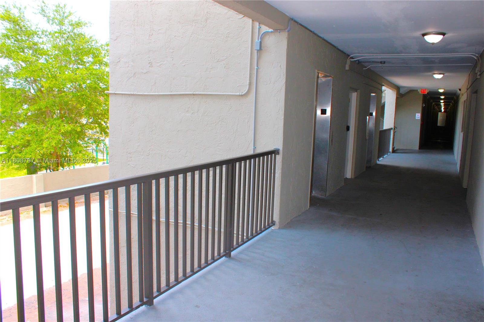 CONDADO REAL CONDO - Residential