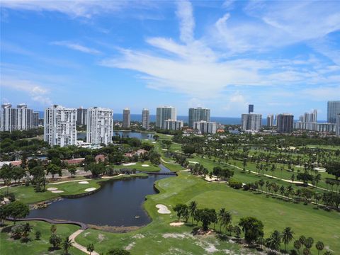 Photo of 20335 W Country Club Dr #PH4, Aventura, FL 33180 (MLS # A11853911)