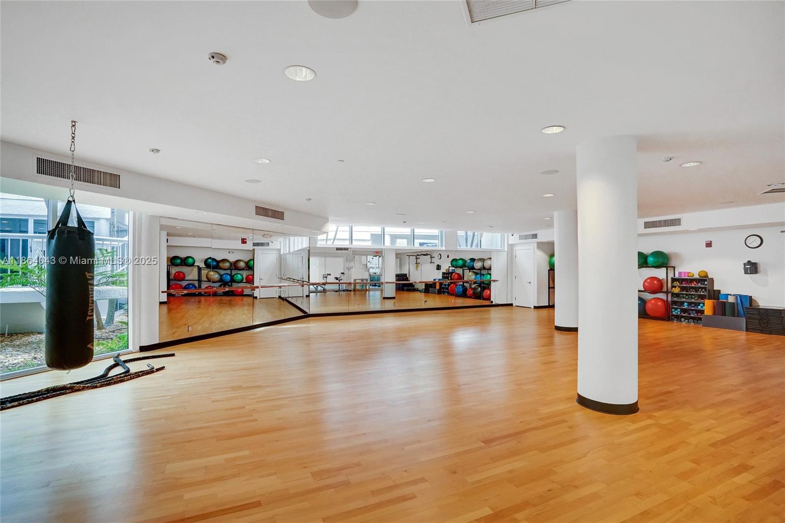 HAMPTONS WEST CONDO - Residential