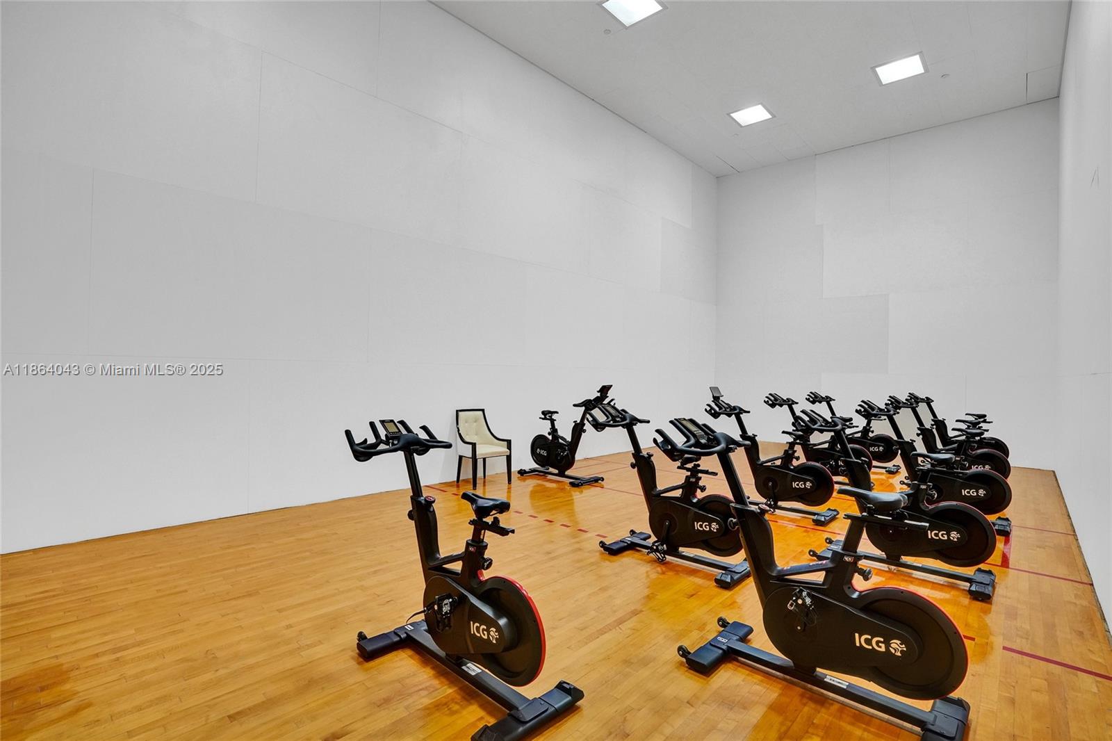 HAMPTONS WEST CONDO - Residential