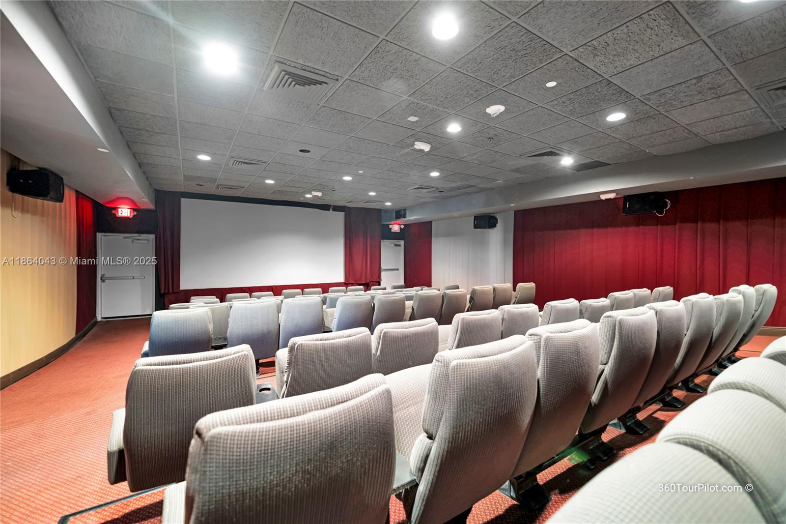 HAMPTONS WEST CONDO - Residential