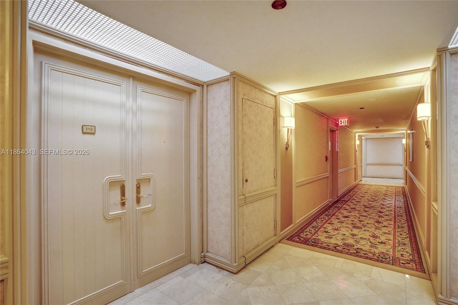 HAMPTONS WEST CONDO - Residential