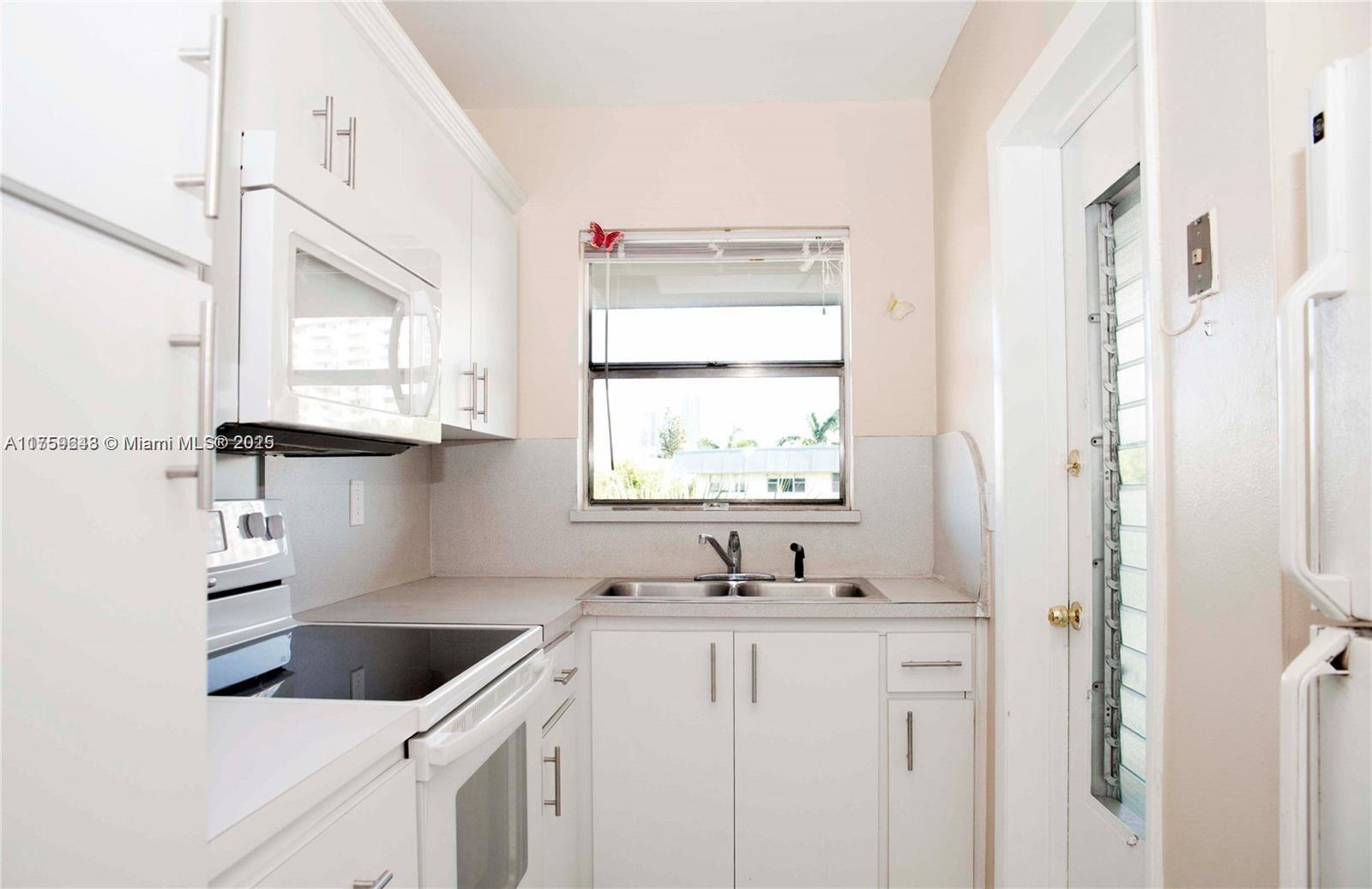 PARADISE BY THE SEA CONDO - Residential