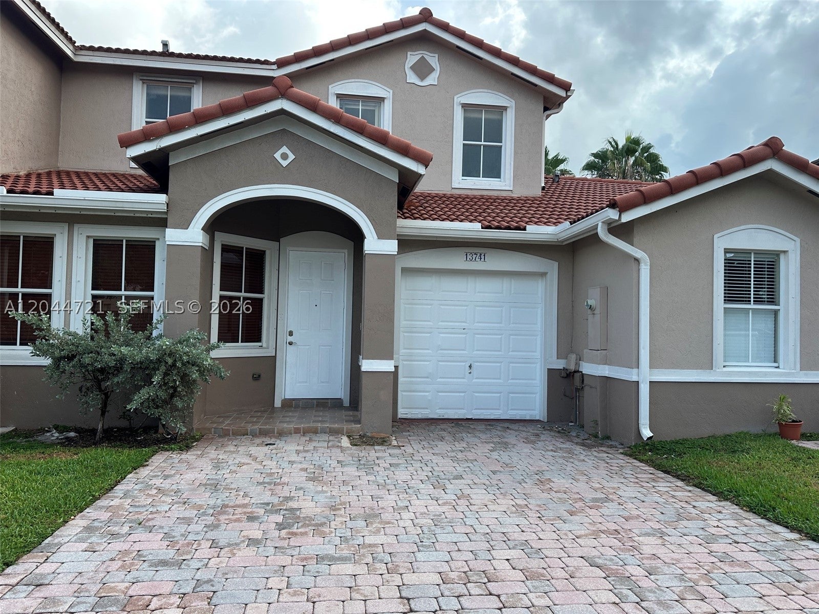 13741 SW 274th Ter