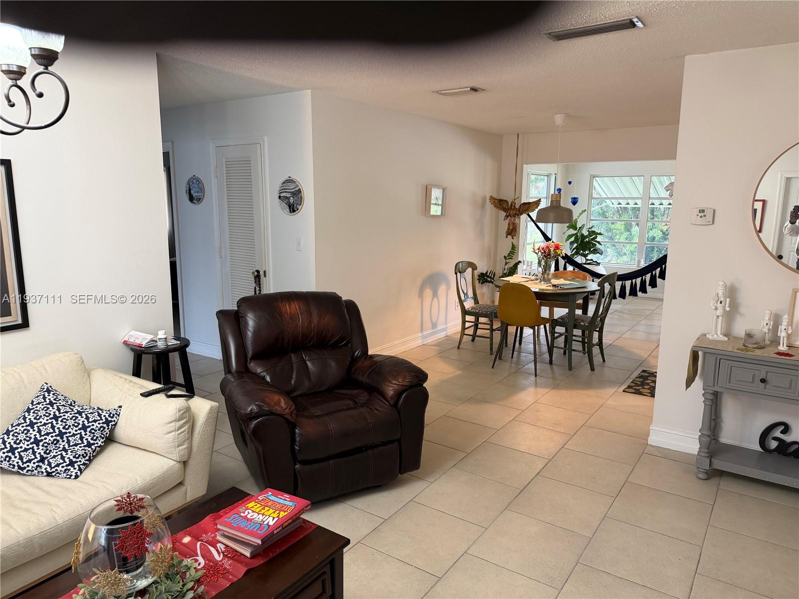 PARADISE GARDENS - Residential