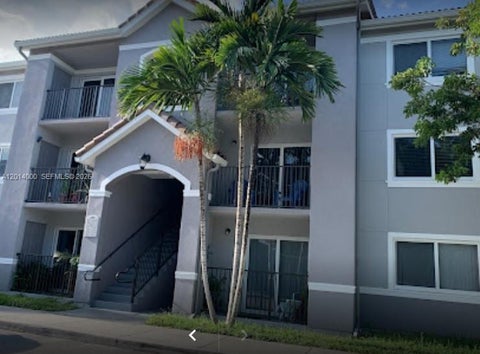 Photo of 15422 SW 284th St #7306, Homestead, FL 33033 (MLS # A12014000)