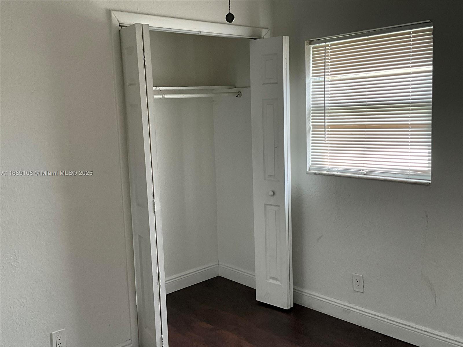 ACADEMY AWARD SEC 4 REPLA - Residential