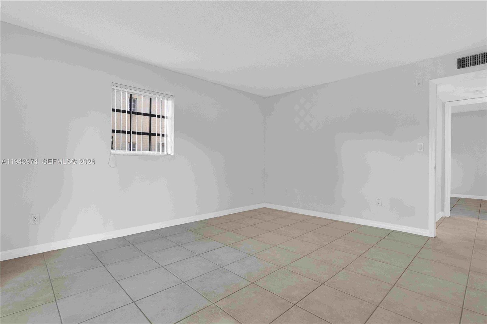 COURTYARDS AT KENDALL CON - Residential