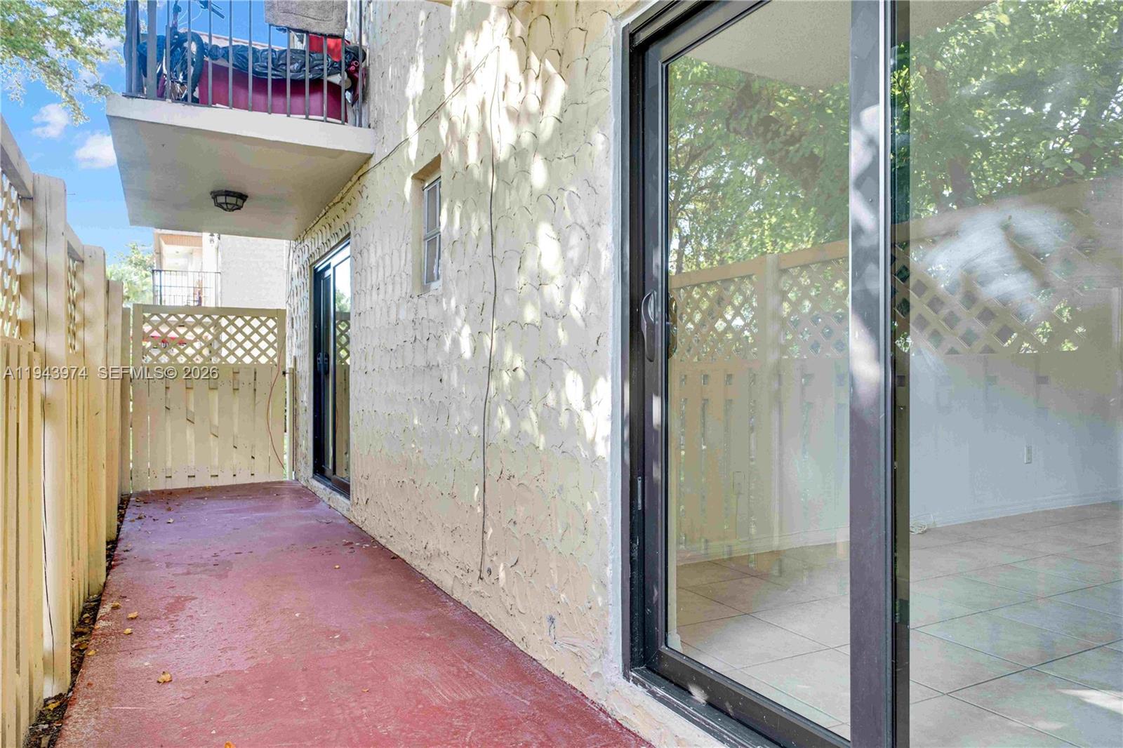 COURTYARDS AT KENDALL CON - Residential