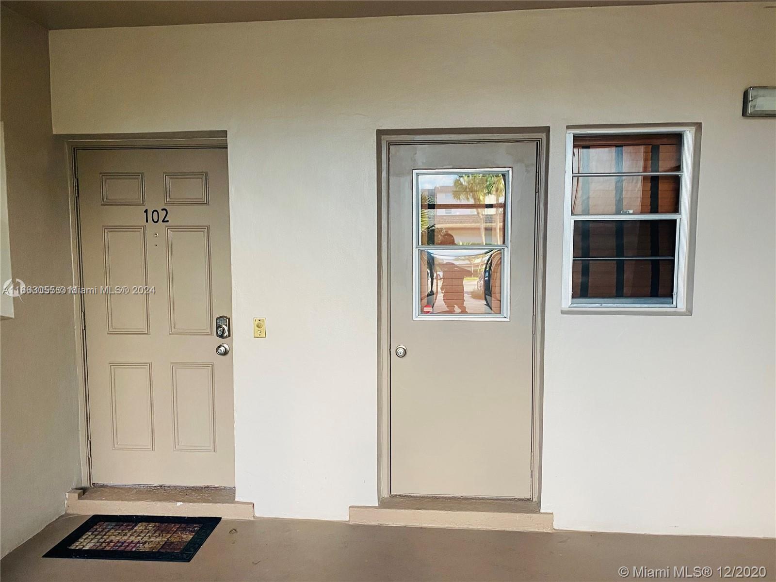 Rental Property at 2481 Sw 82nd Ave 102, Davie, Broward County, Florida - Bedrooms: 2 
Bathrooms: 2  - $2,000 MO.