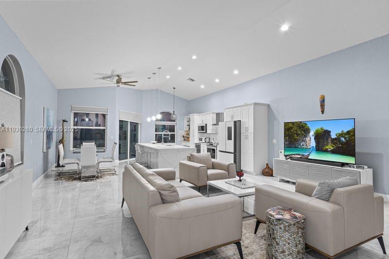 HOLIDAY SPRINGS EAST - Residential Lease