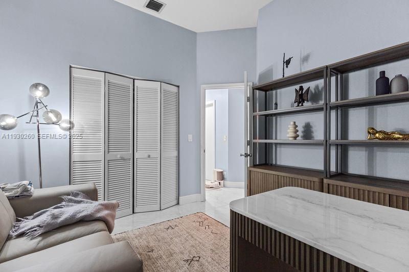 HOLIDAY SPRINGS EAST - Residential Lease