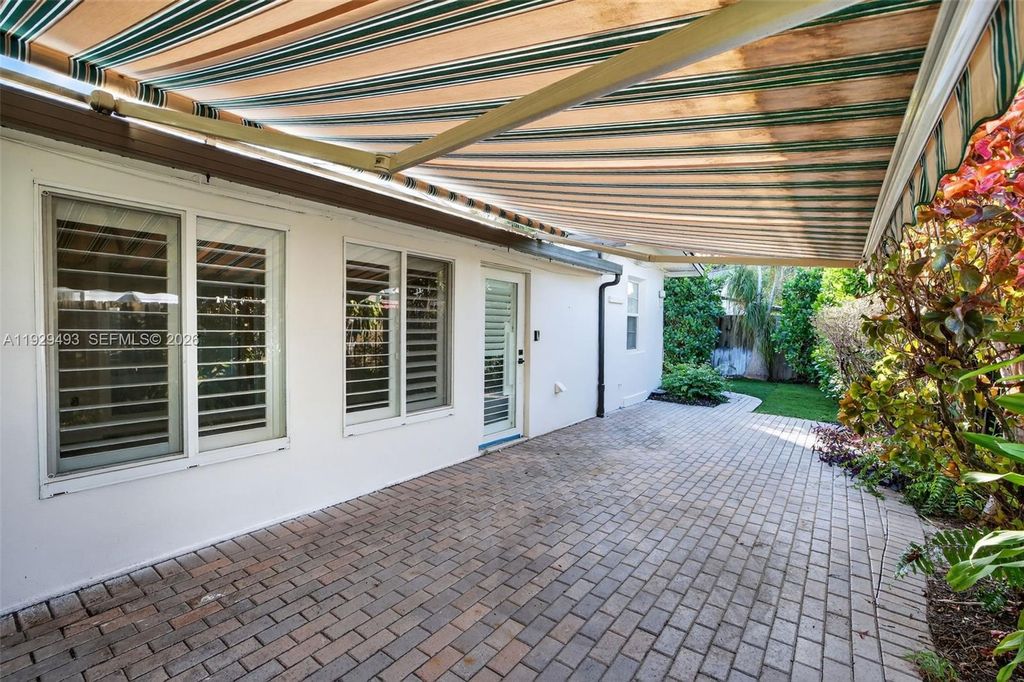 Photo of 1015 NE 17th Ct, Fort Lauderdale, FL 33305 (MLS # A11929493)