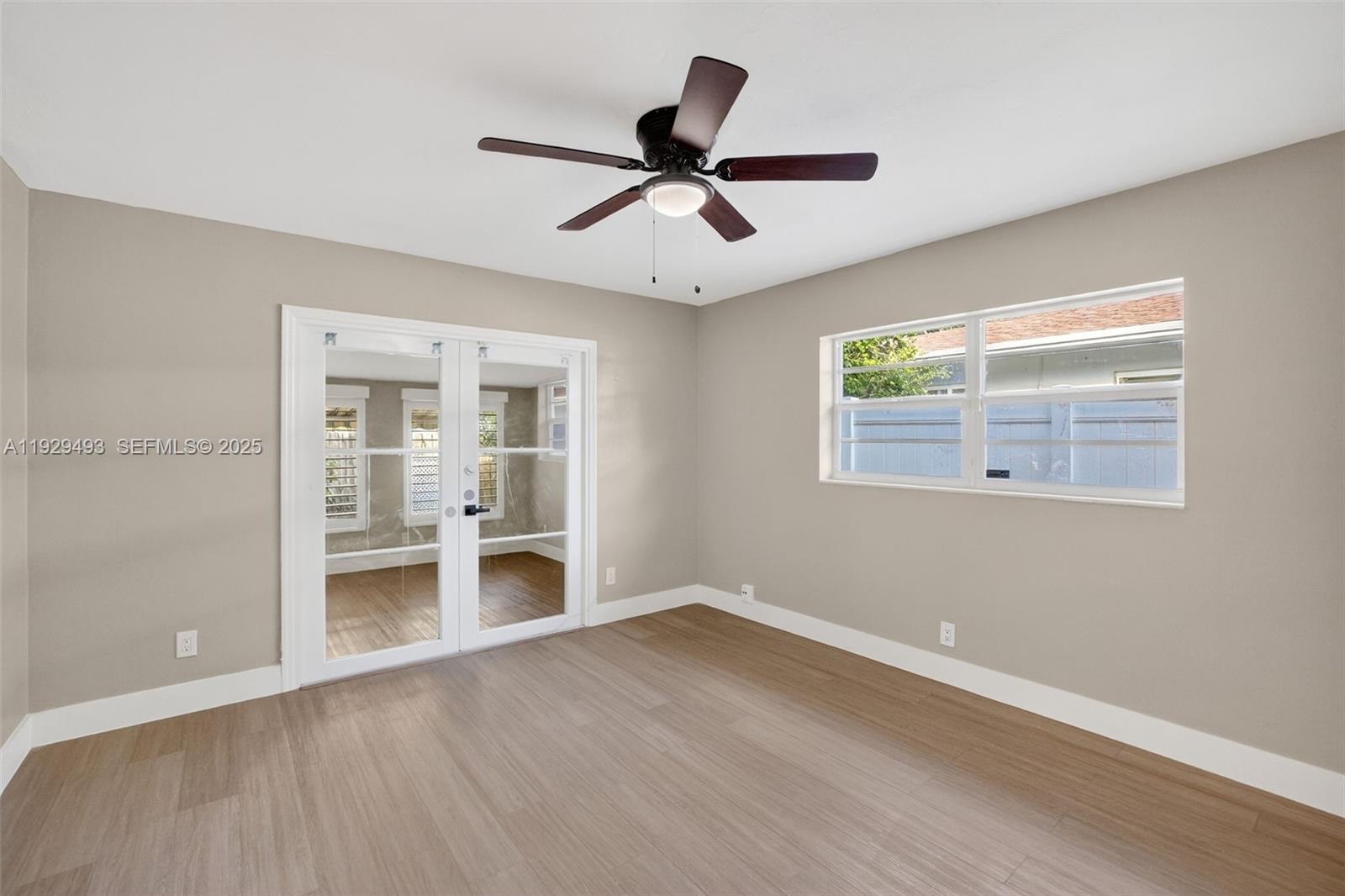 LAUDERDALE PARK 6-33 1/2 - Residential Income