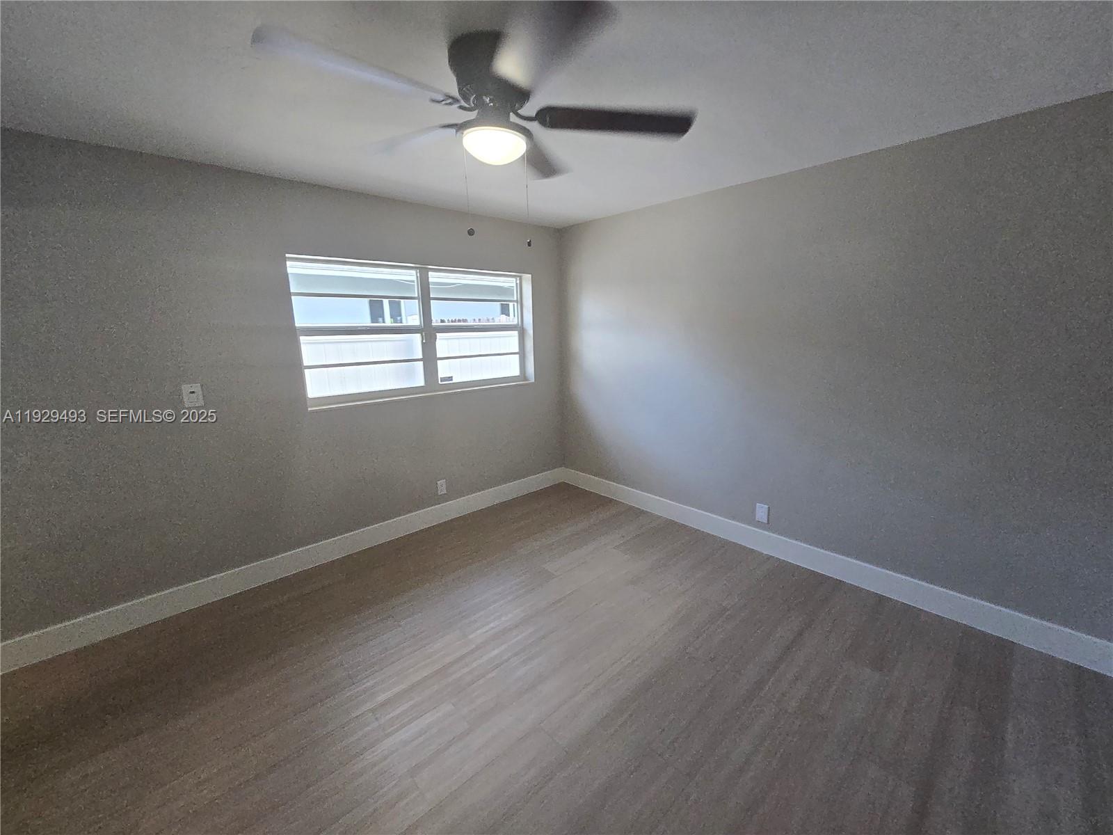 LAUDERDALE PARK 6-33 1/2 - Residential Income