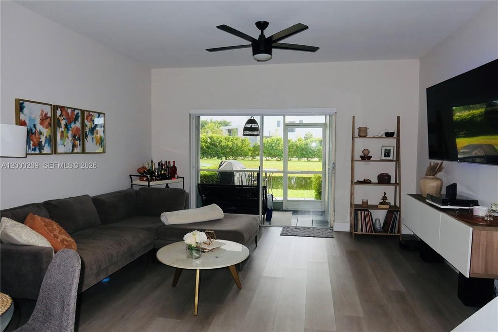 Photo of Weston, FL 33326 (MLS # A12000209)