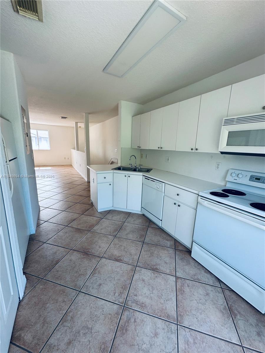 5705 NW 109th Ave 50