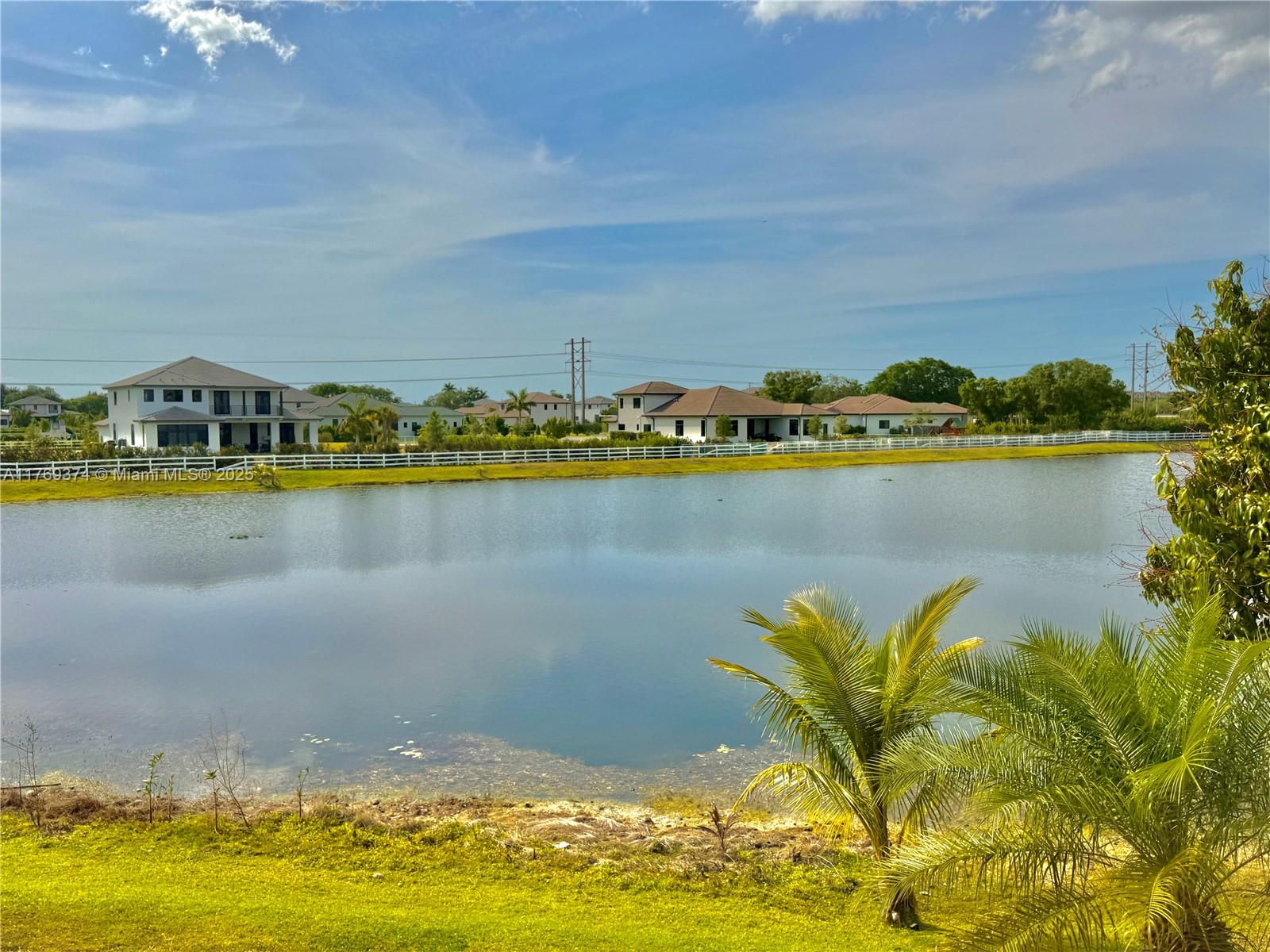 4763 Grapevine Way 4763