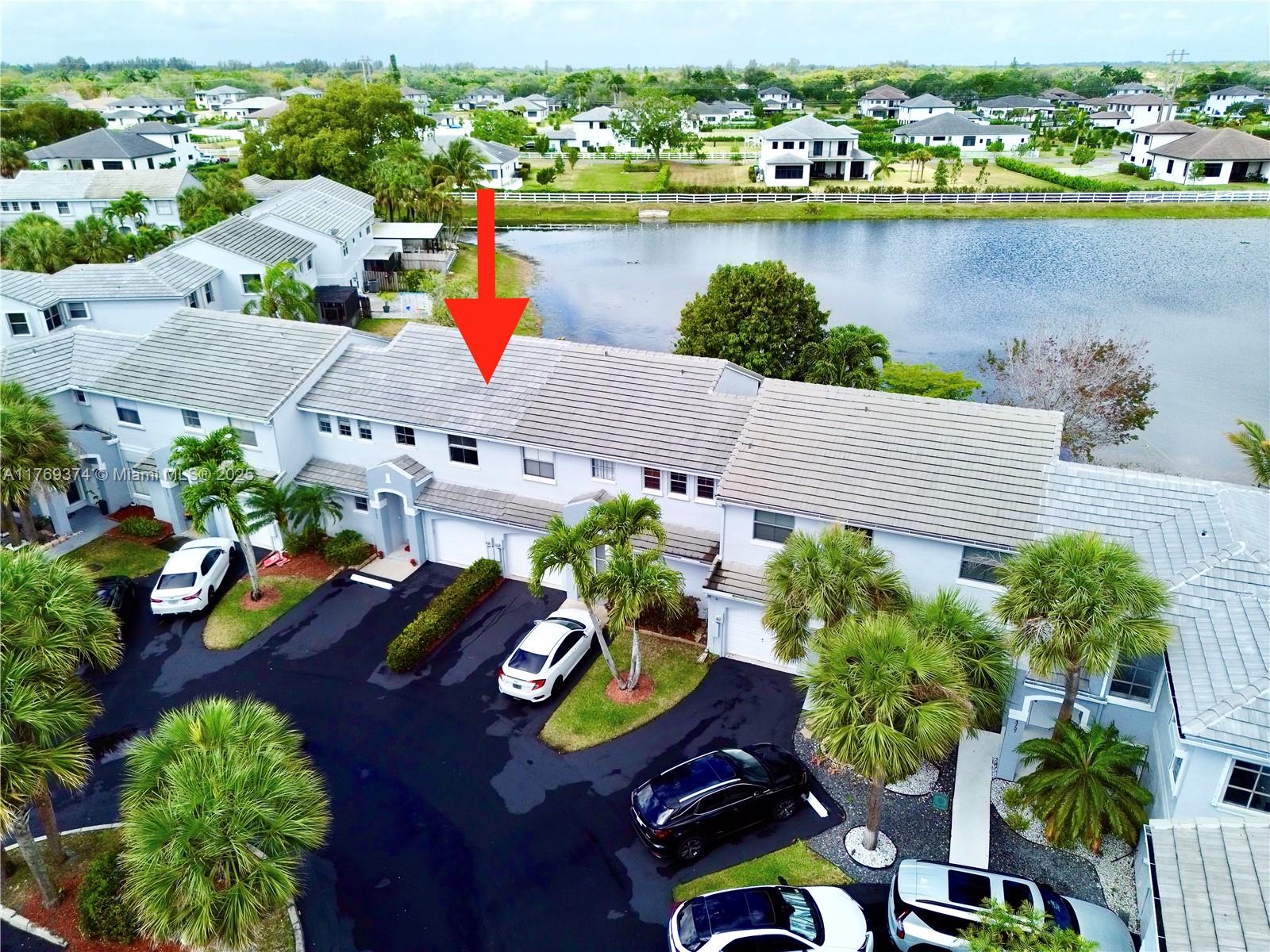 Property for Sale at 4763 Grapevine Way 4763, Davie, Broward County, Florida - Bedrooms: 3 
Bathrooms: 3  - $499,500