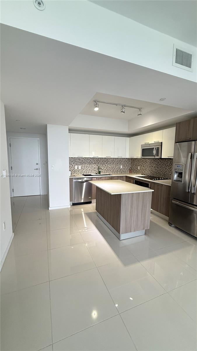 5300 PASEO CONDO - Residential