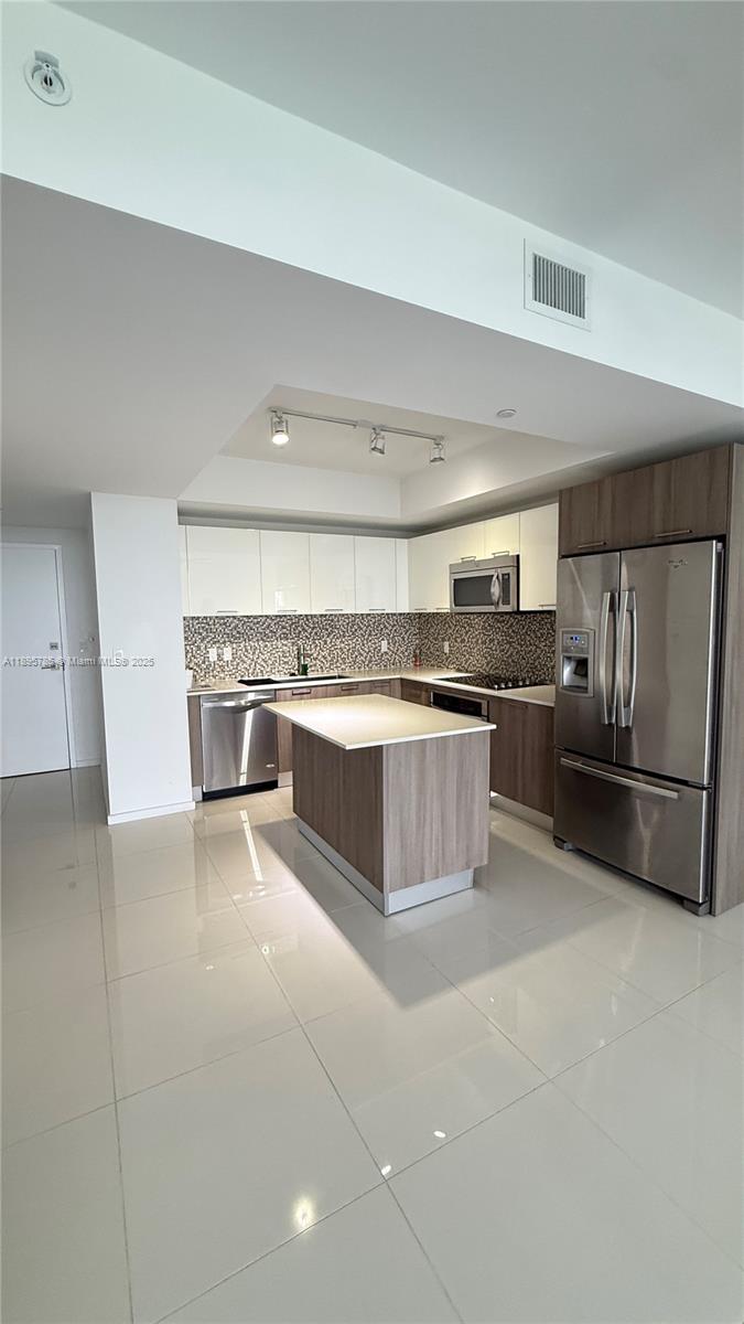 5300 PASEO CONDO - Residential