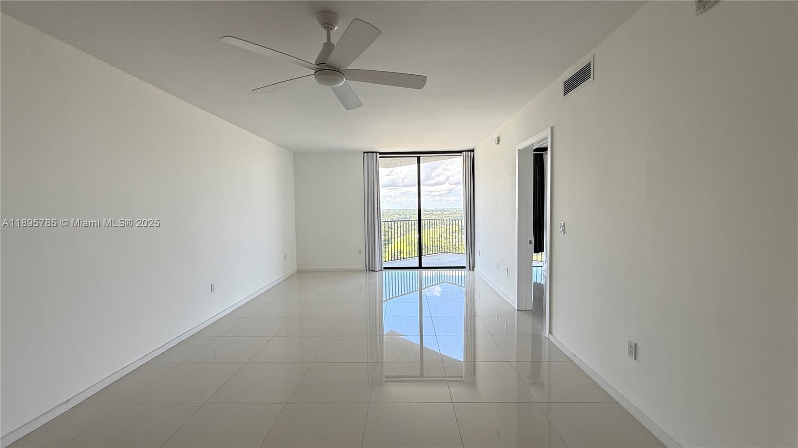 5300 PASEO CONDO - Residential