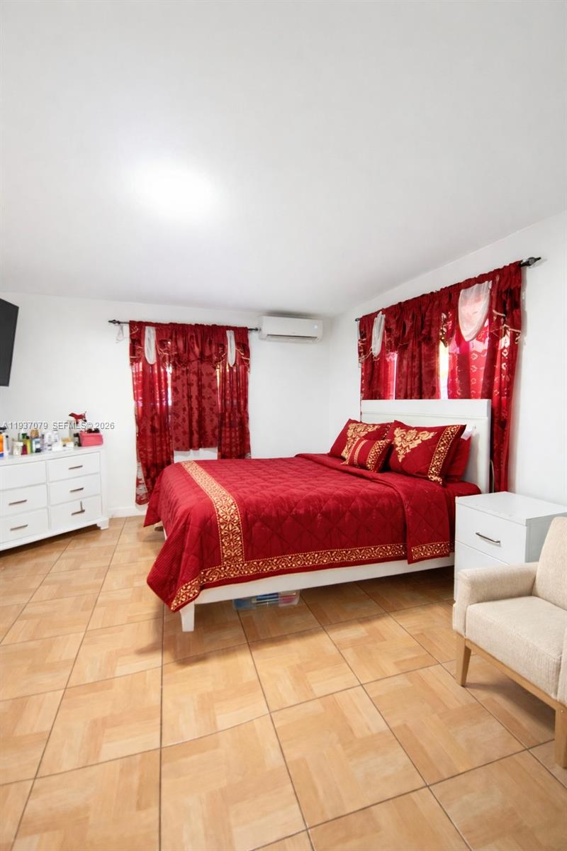 LIBERTY HOMES ESTATES SEC - Residential