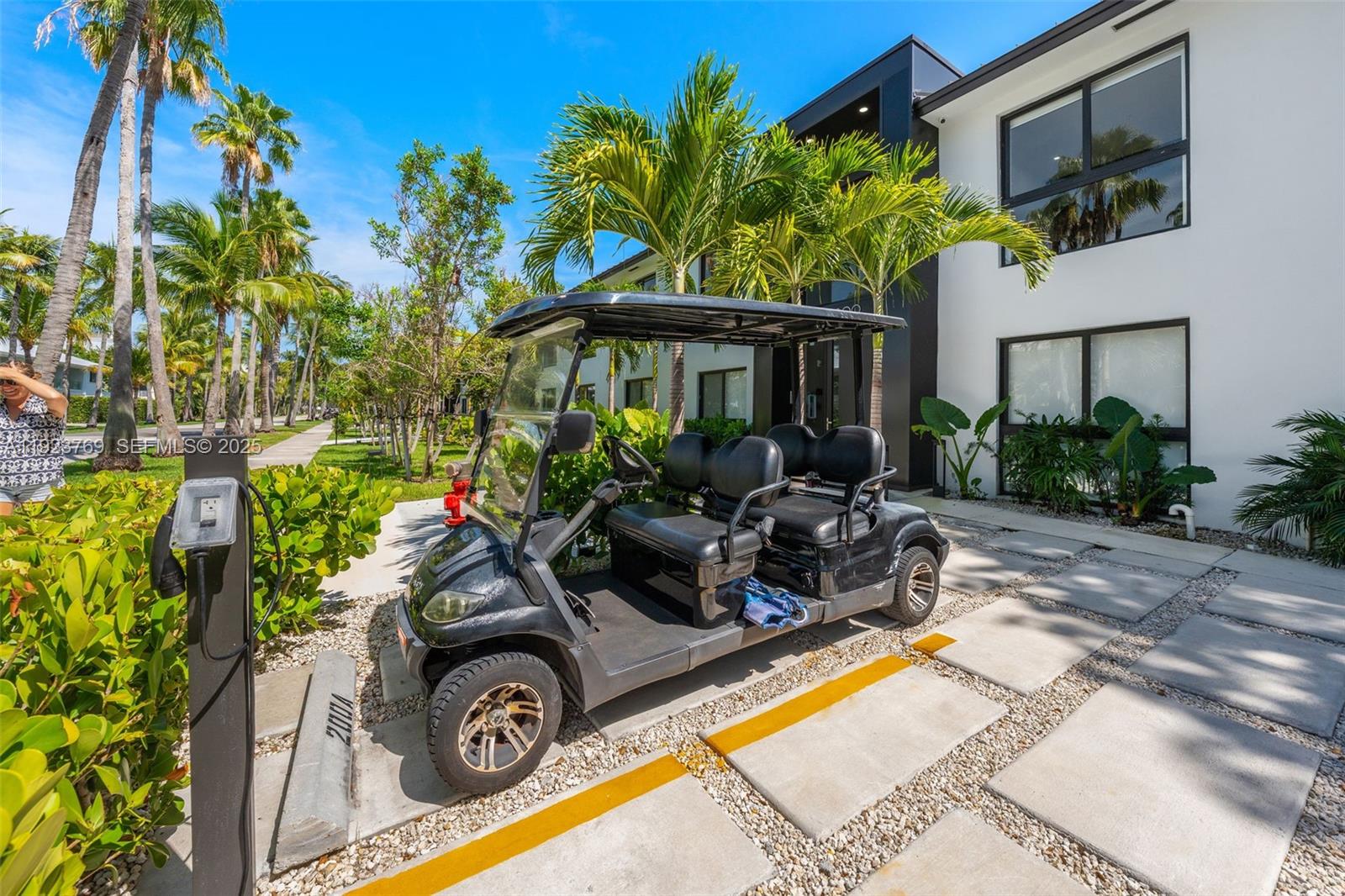 BAHAMA HOUSE SOUTH CONDO - Residential