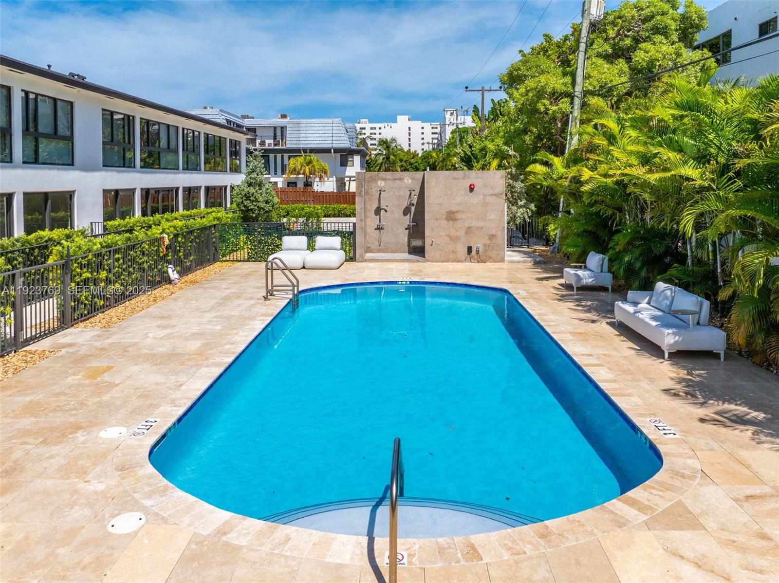 BAHAMA HOUSE SOUTH CONDO - Residential