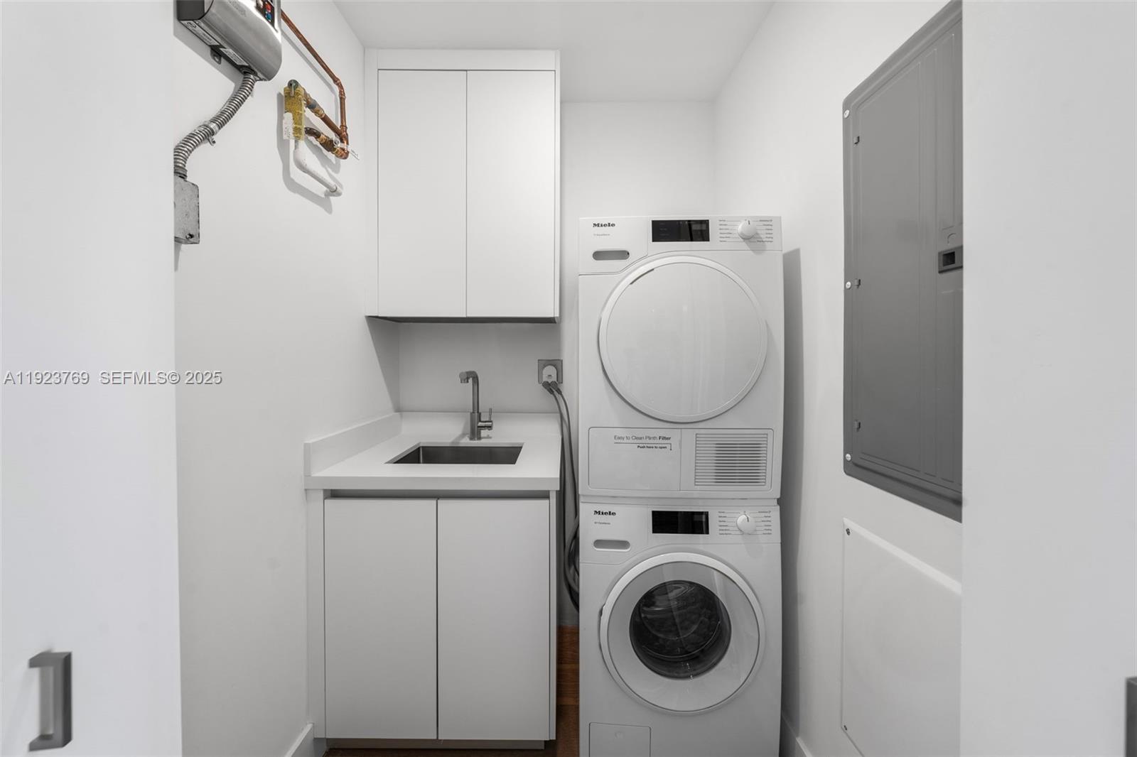 BAHAMA HOUSE SOUTH CONDO - Residential