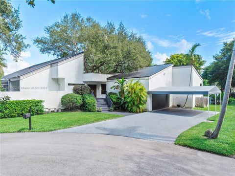 7605 SW 160th Ter Palmetto Bay FL 33157