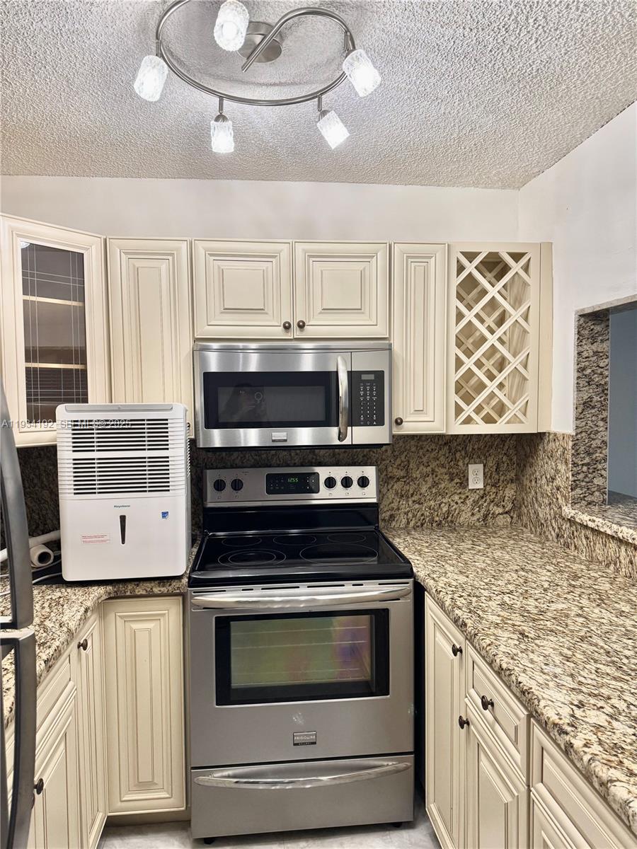 BERKELEY DIPLOMAT CO-OP - Residential