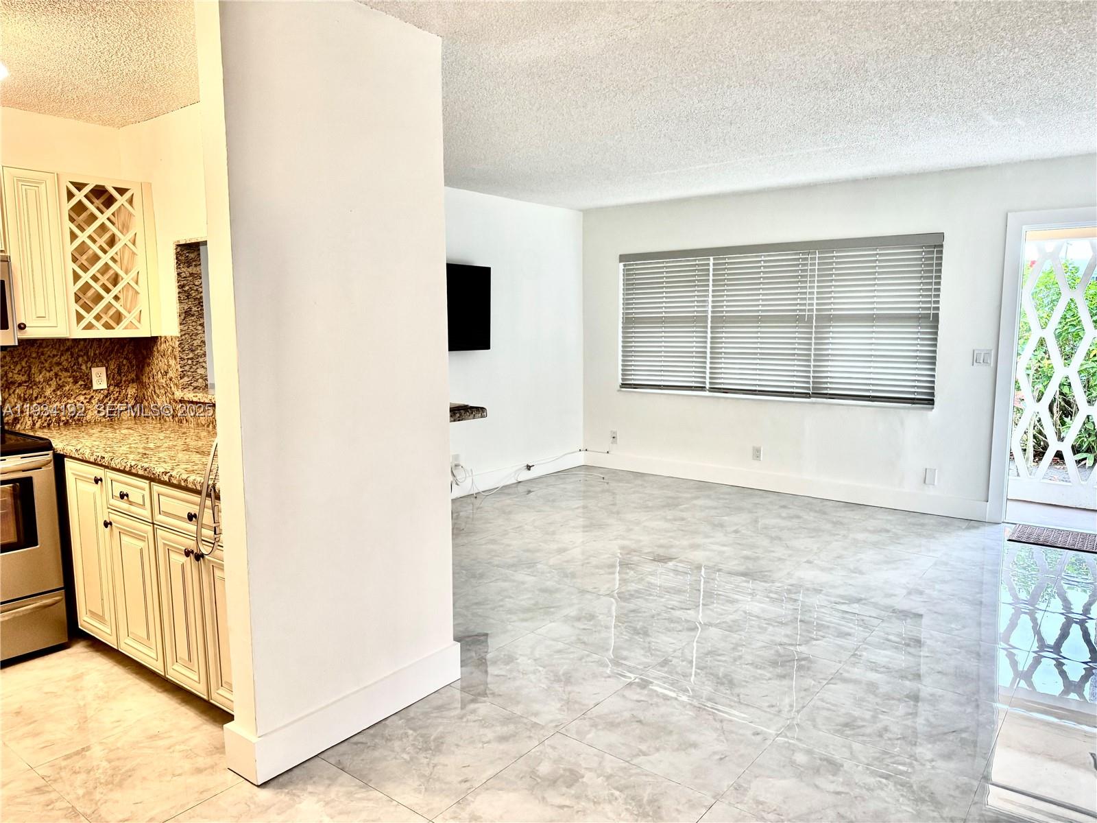 BERKELEY DIPLOMAT CO-OP - Residential