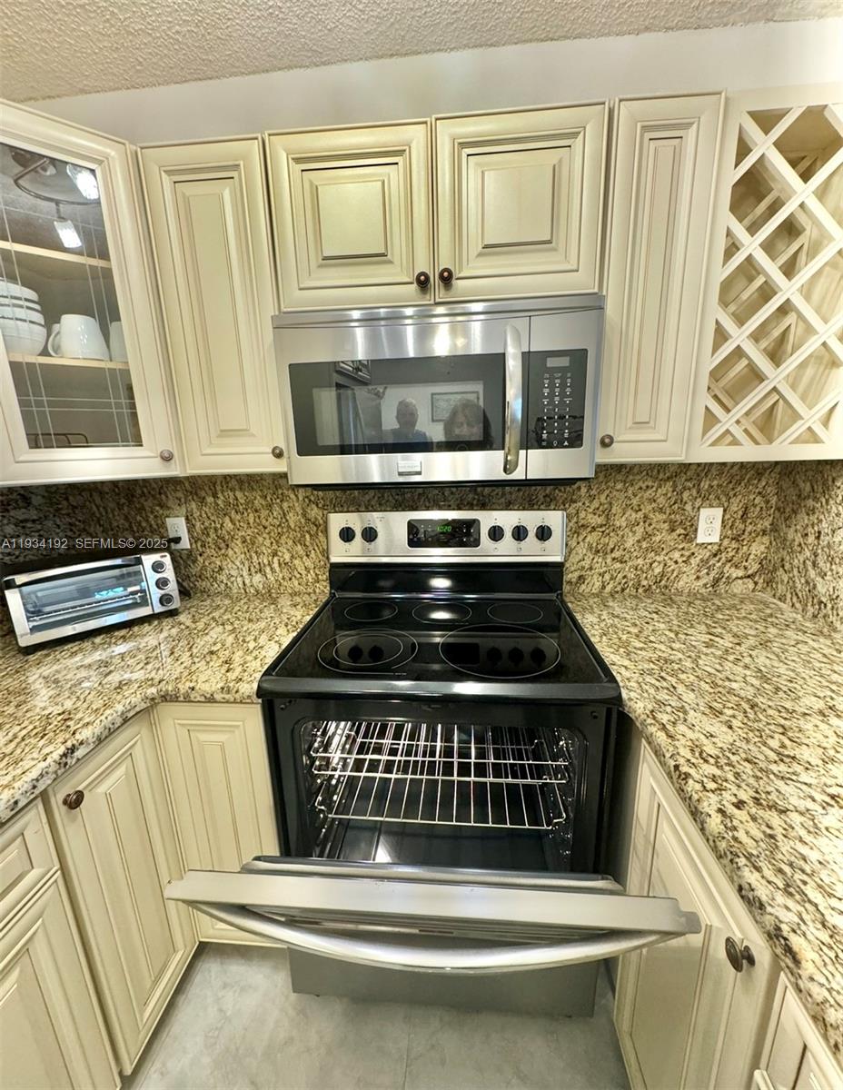 BERKELEY DIPLOMAT CO-OP - Residential