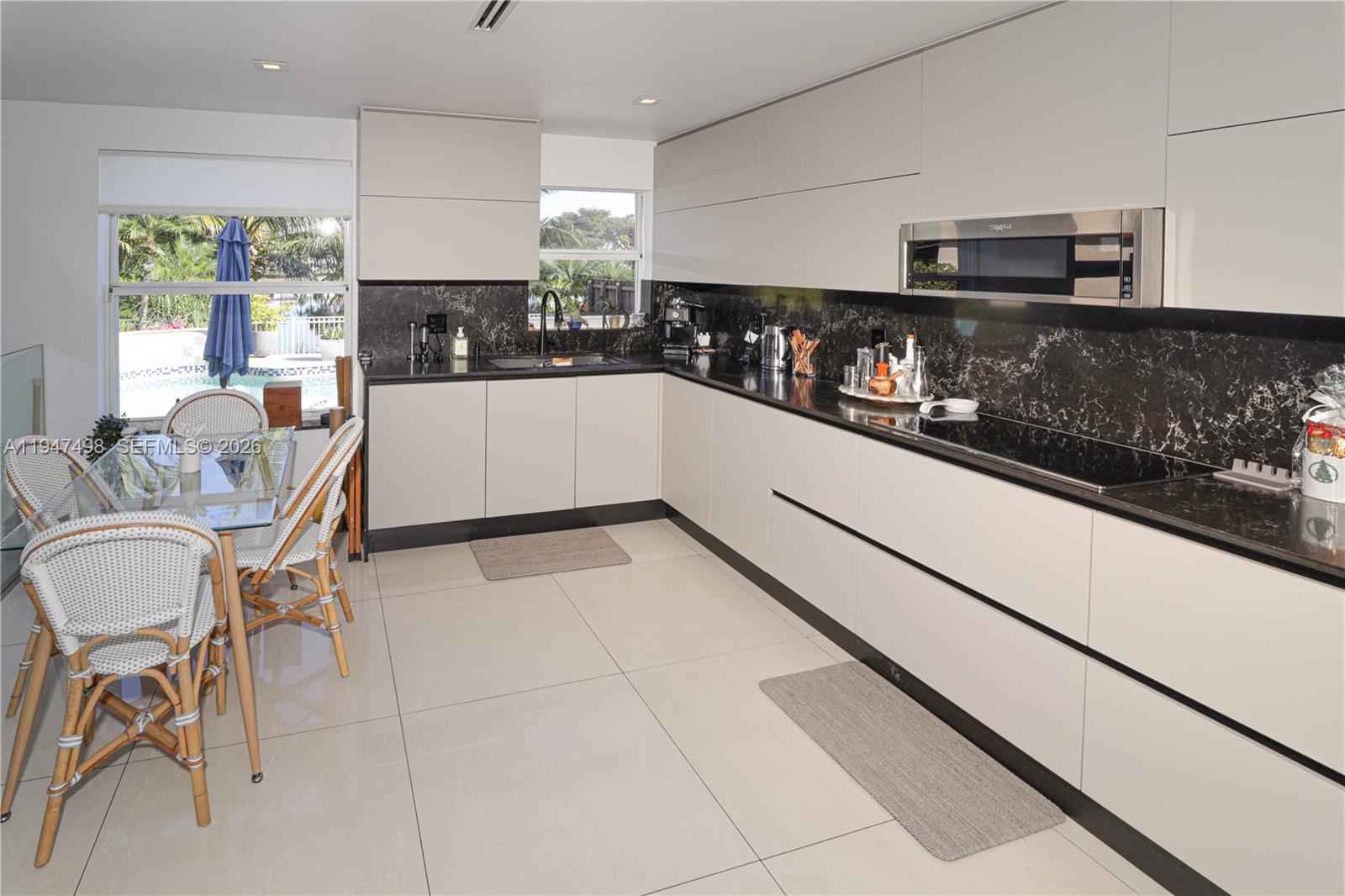 DORAL ISLES-ANTILLES - Residential