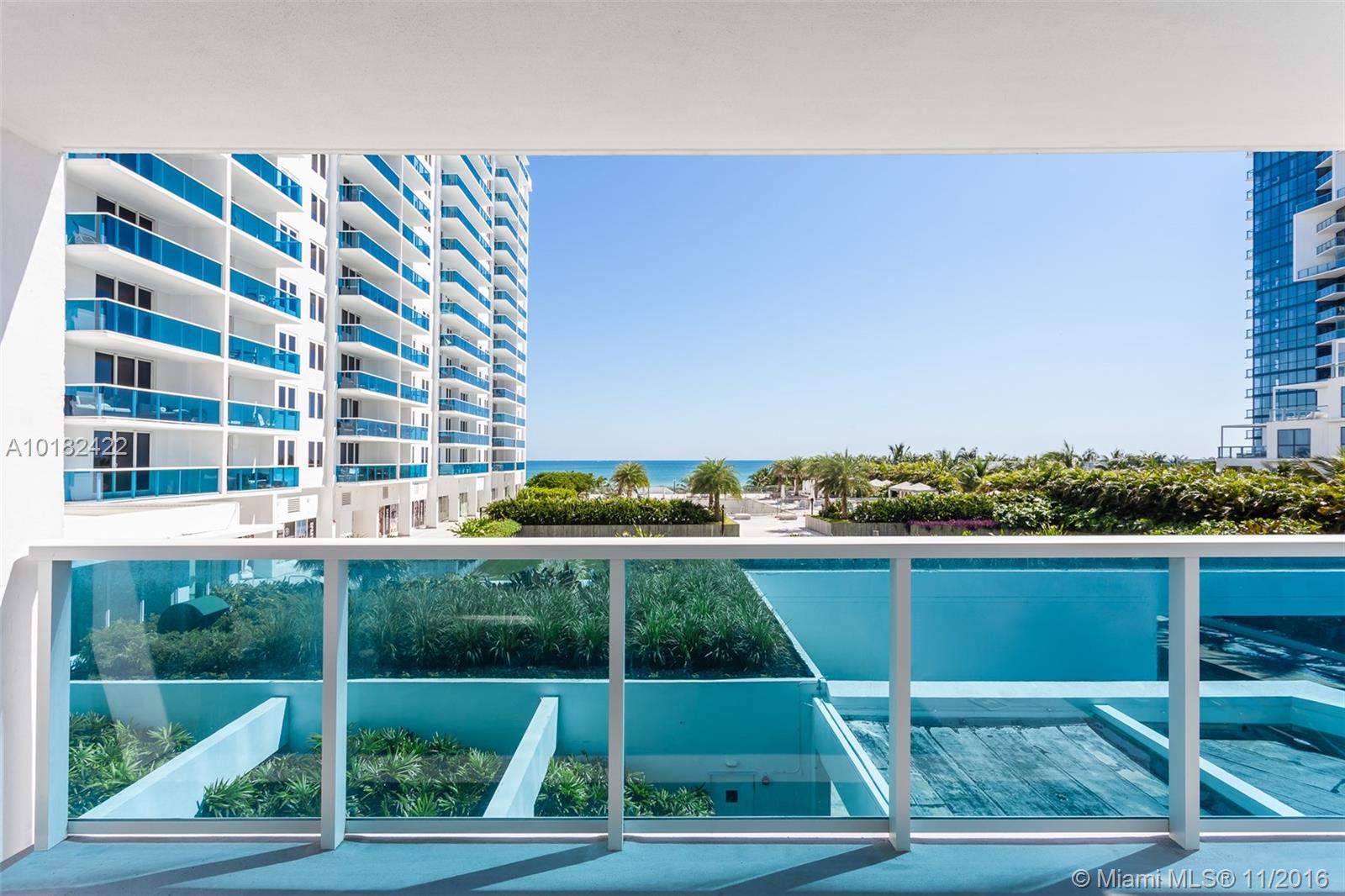 Roney Palace is recently completed Oceanfront building that shares amenities with 1 Hotel & Homes. This 1 bedroom/1 bathroom direct Ocean center unit w/ balcony, offers a comfortable layout with endless views. Indulge yourself on the $140 Million renovations offered together with the 5 Star adjacent resort; with 3 pools, luxury dining, retail, walk to Lincoln Rd and 600Ft of beach. Call LA for more info and showings.