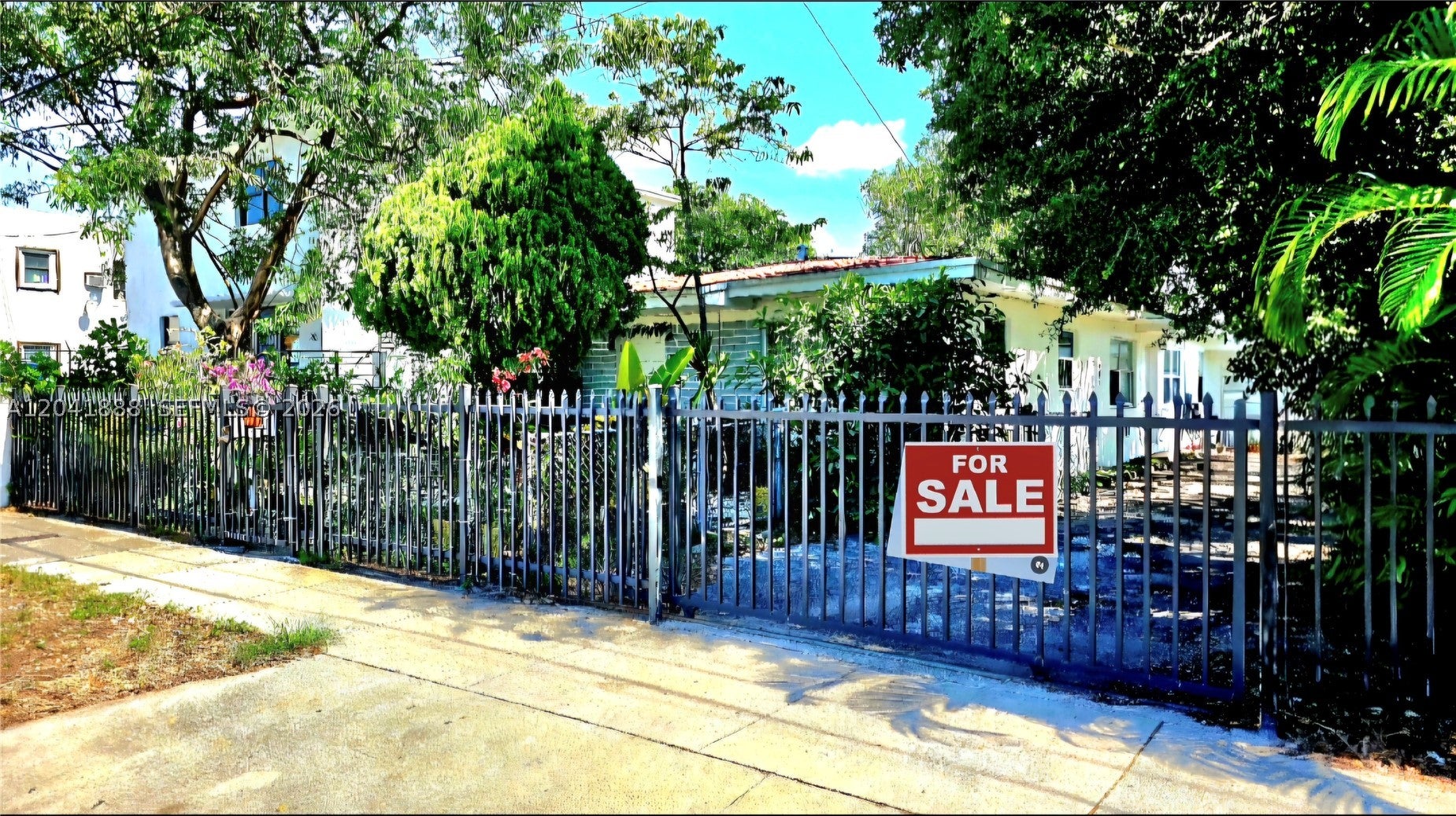241 NW 32nd St