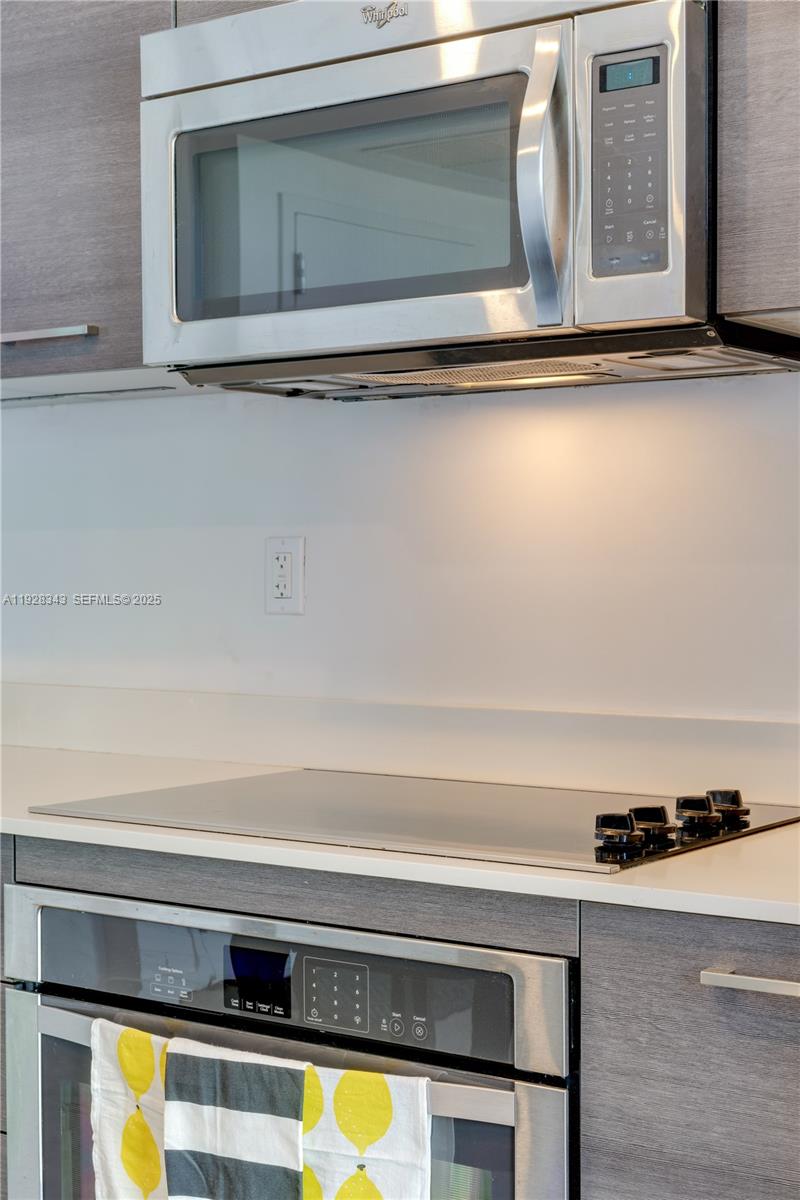 CENTRO CONDO - Residential Lease