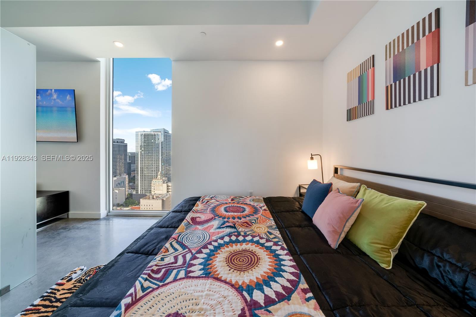 CENTRO CONDO - Residential Lease