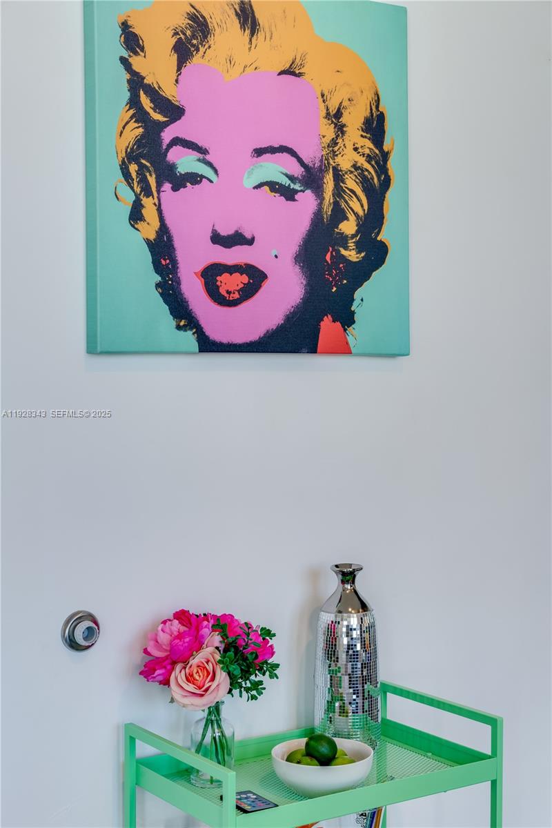 CENTRO CONDO - Residential Lease