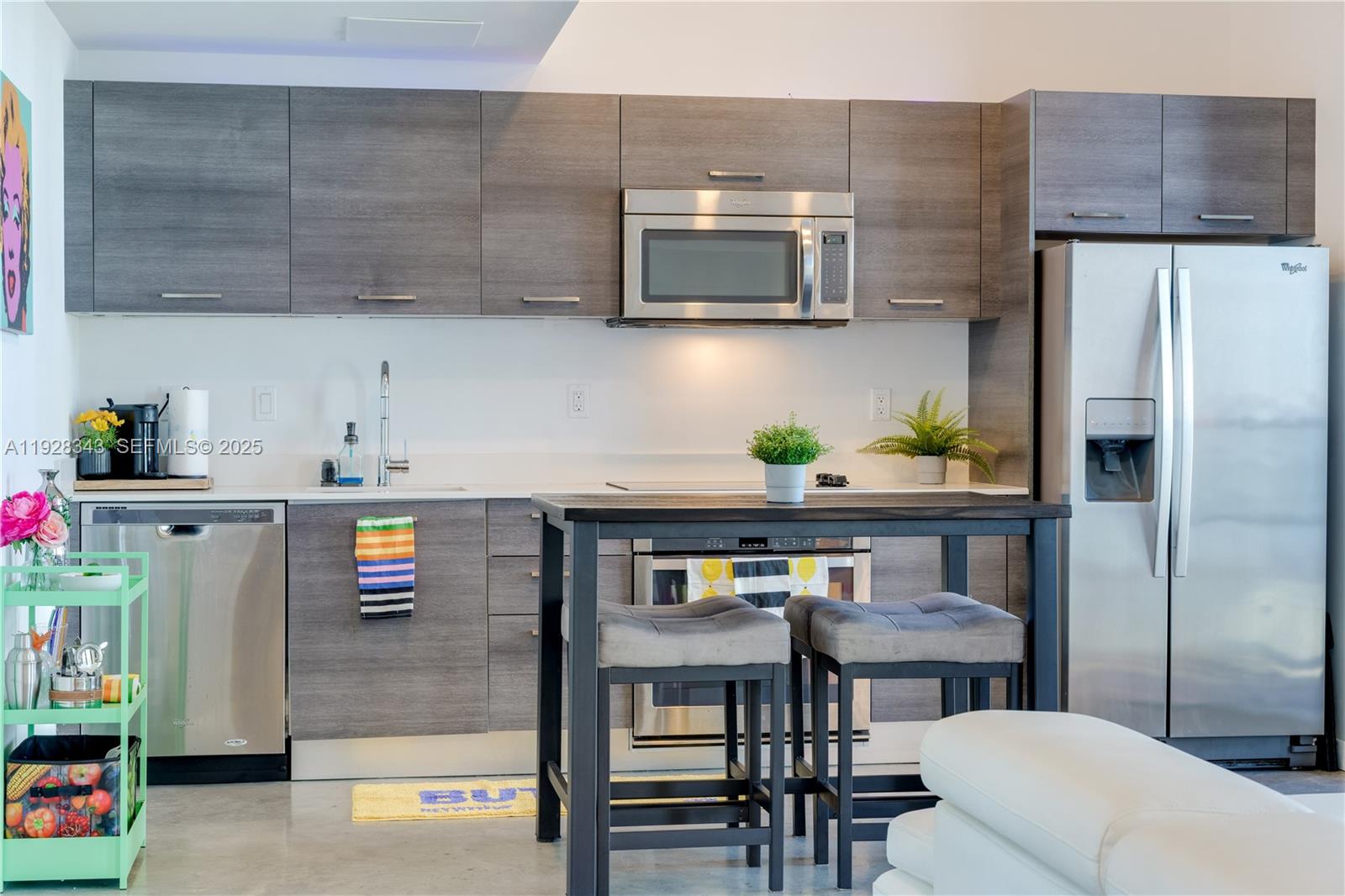 CENTRO CONDO - Residential Lease