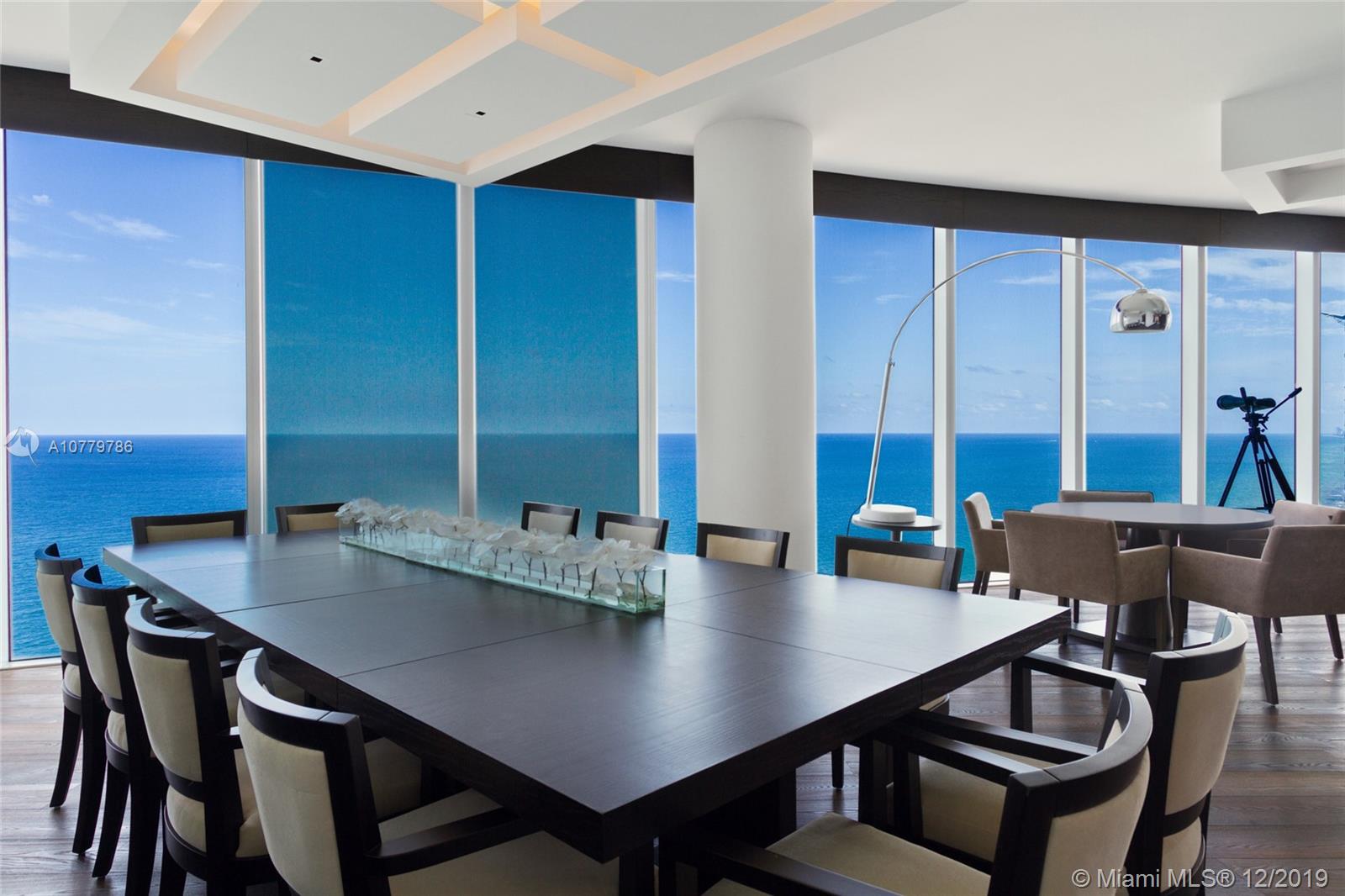 2711 HOLLYWOOD BEACH COND - Residential