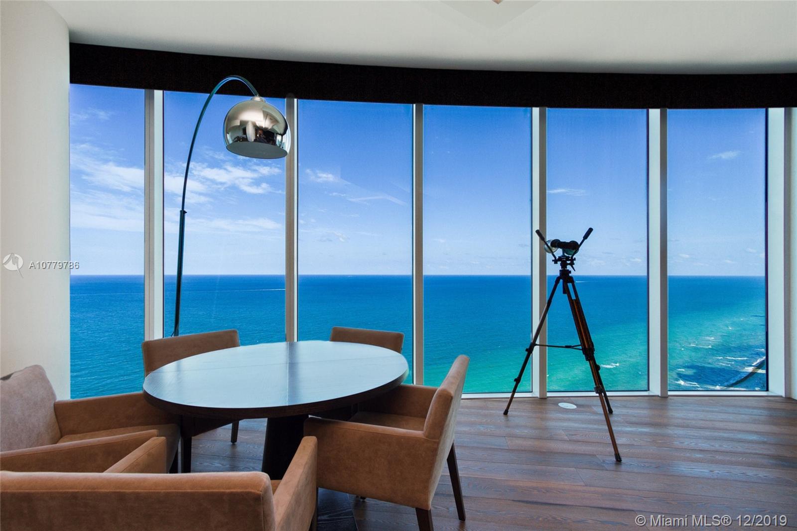 2711 HOLLYWOOD BEACH COND - Residential