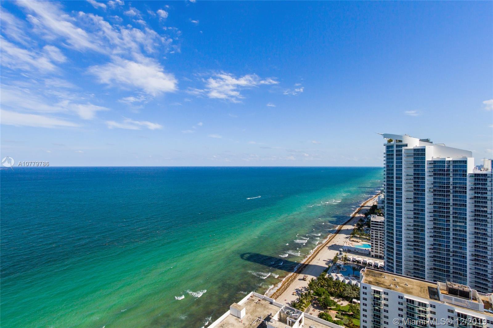 2711 HOLLYWOOD BEACH COND - Residential