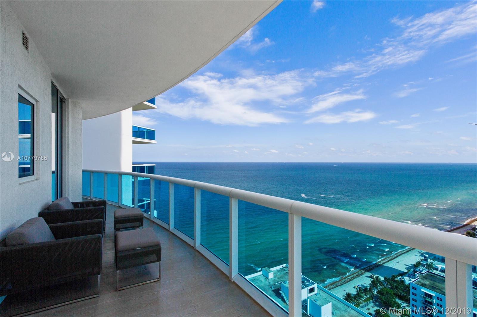 2711 HOLLYWOOD BEACH COND - Residential