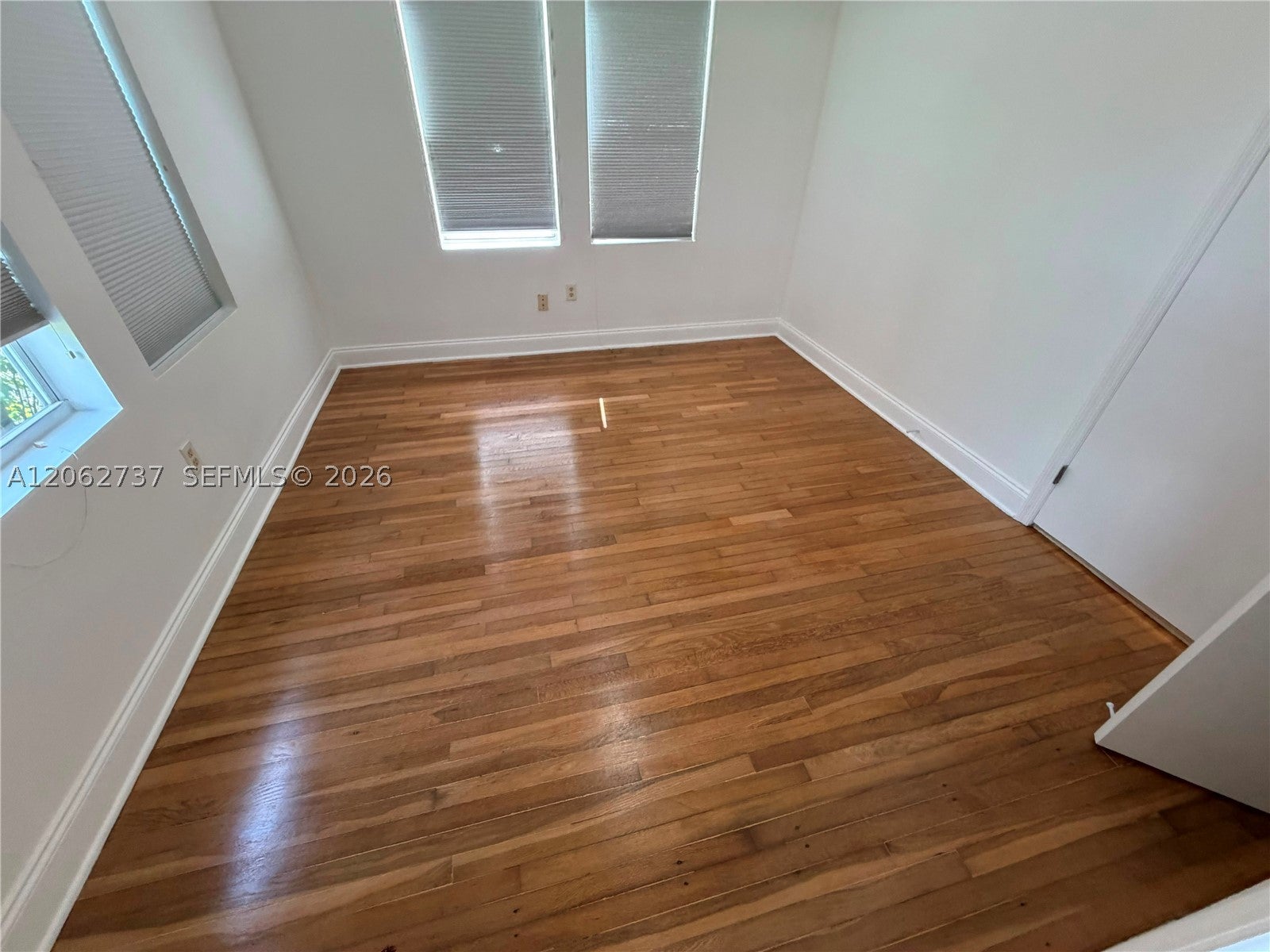 1027 Euclid Ave 4